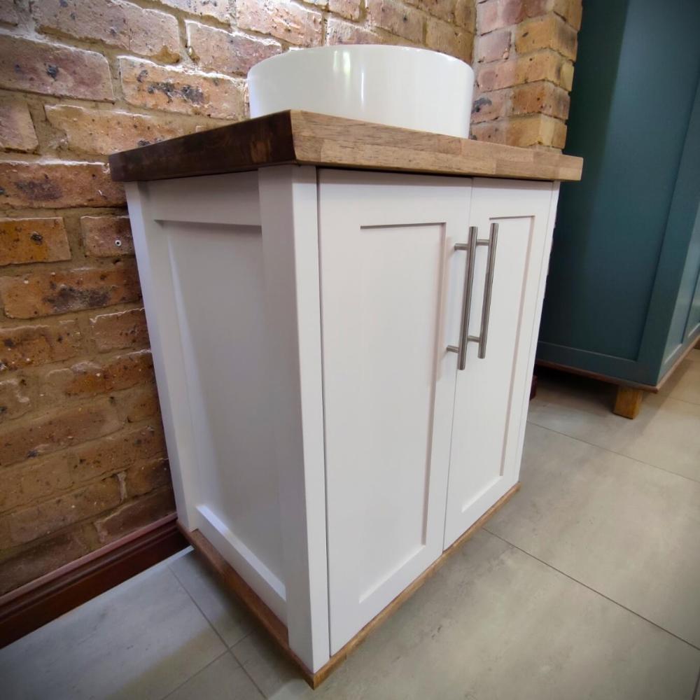 Hampshire-Double-Door-Vanity-Cabinet-04.jpg