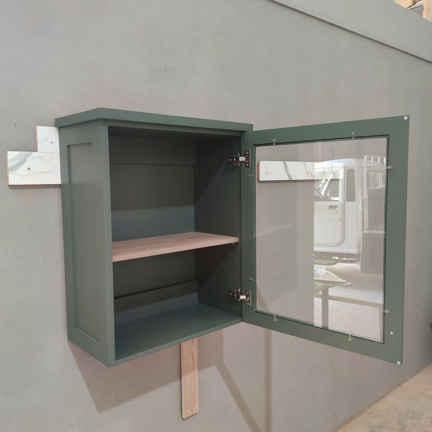 MaestroGreenSingleDoorWallCabinetClearGlassOpen