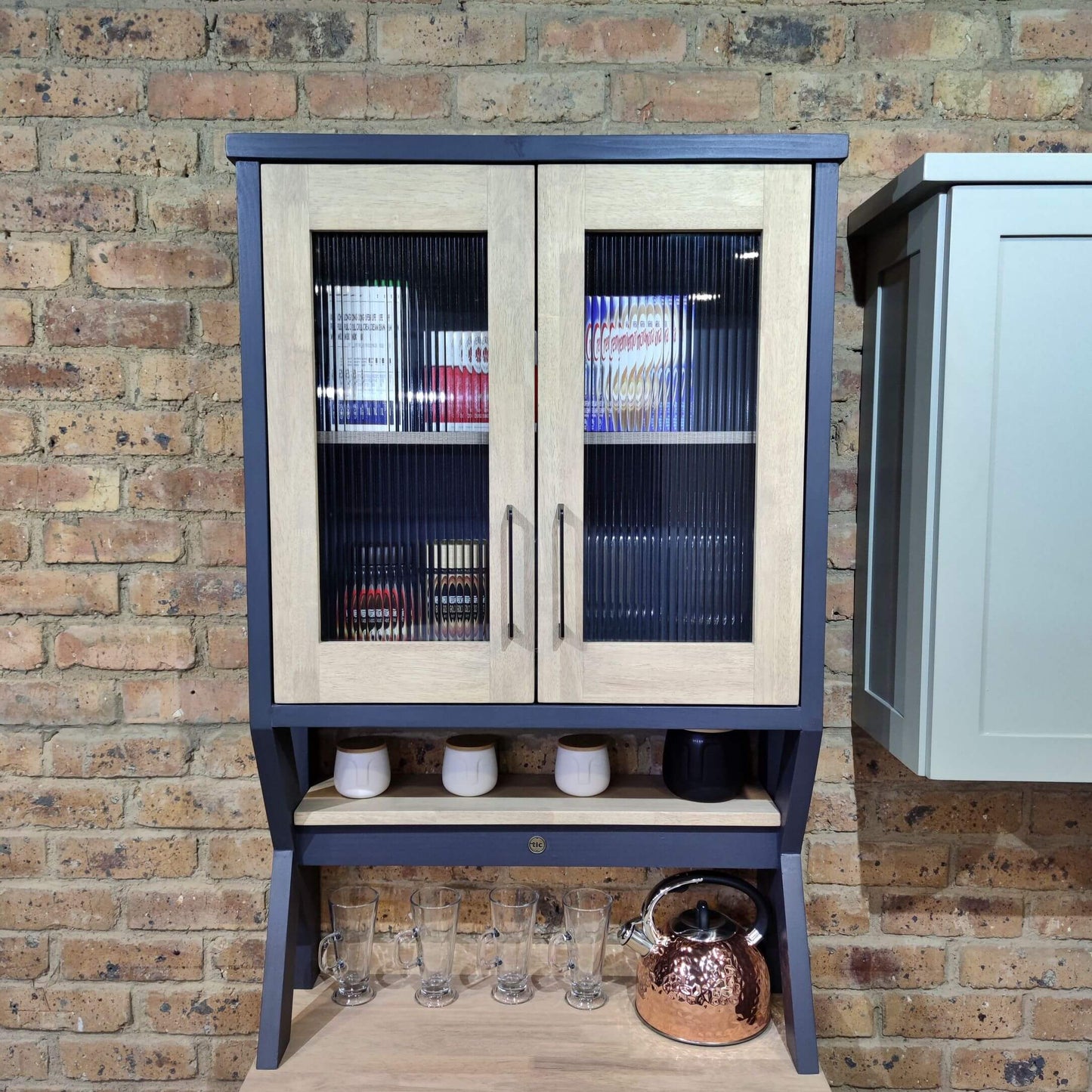UnviersalCharcoal_SandCoffeeStationWithKCountertop2