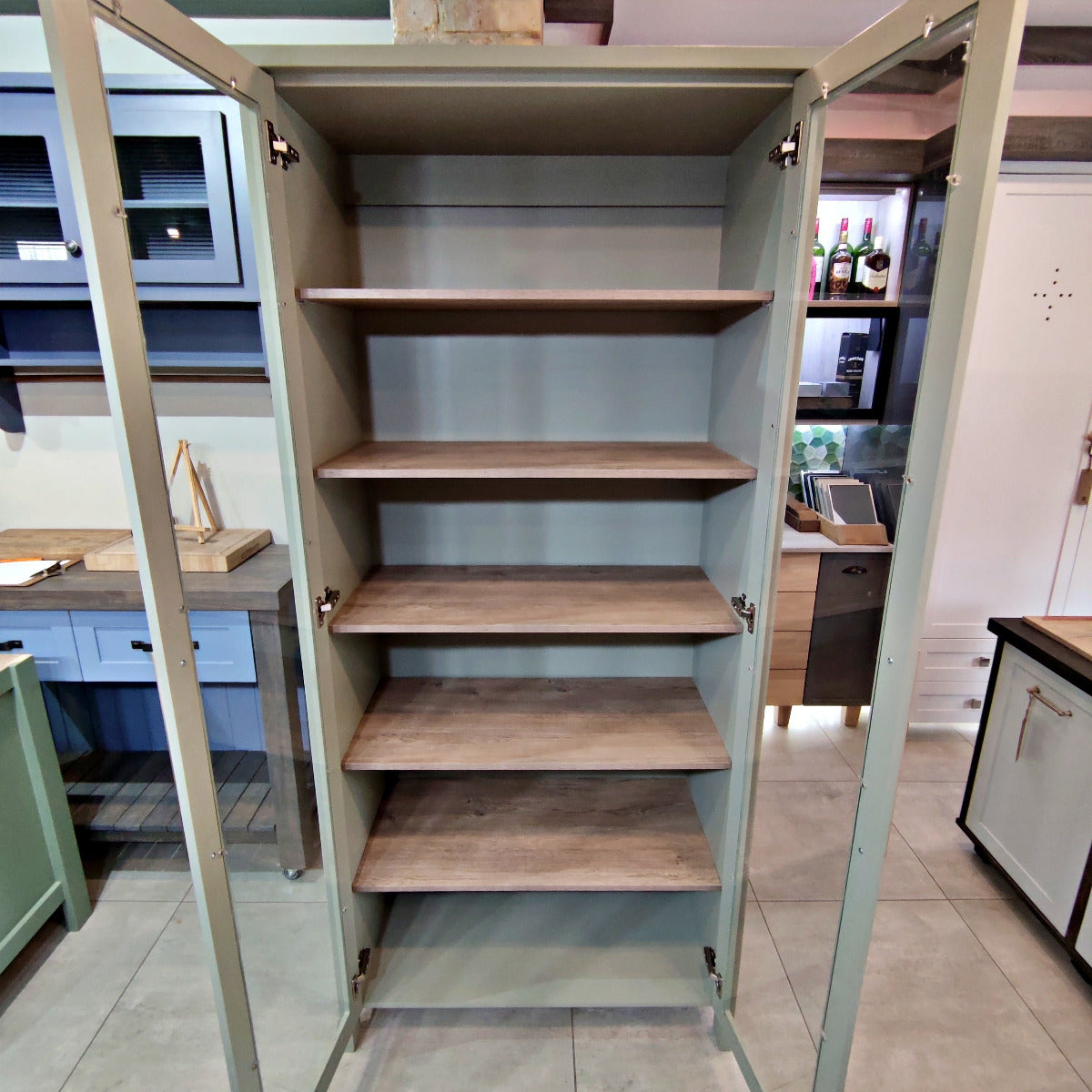 Display-cabinet-5