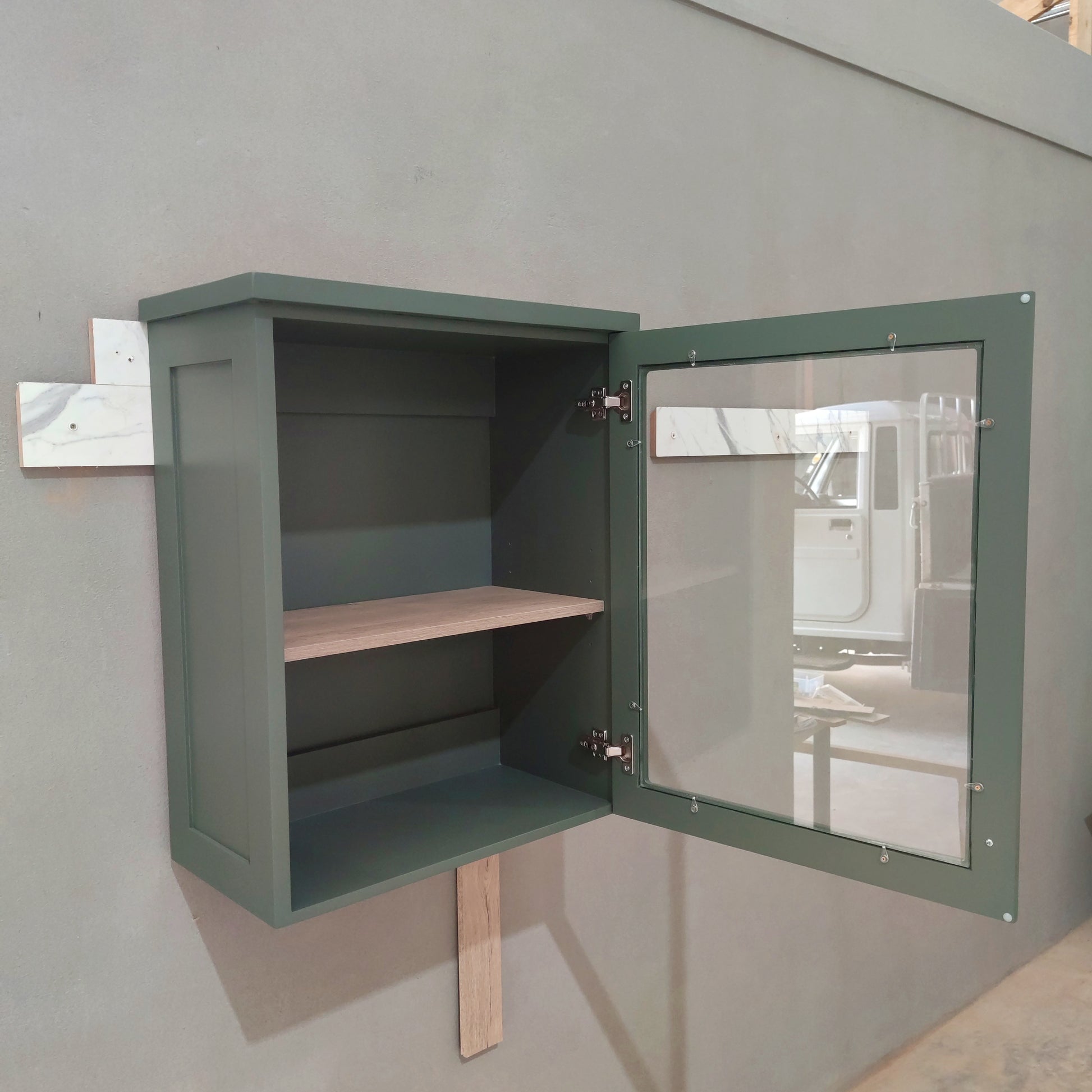 MaestroGreenSingleDoorWallCabinetClearGlassOpen