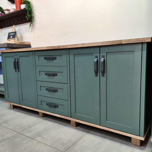 Server-cabinet.jpg