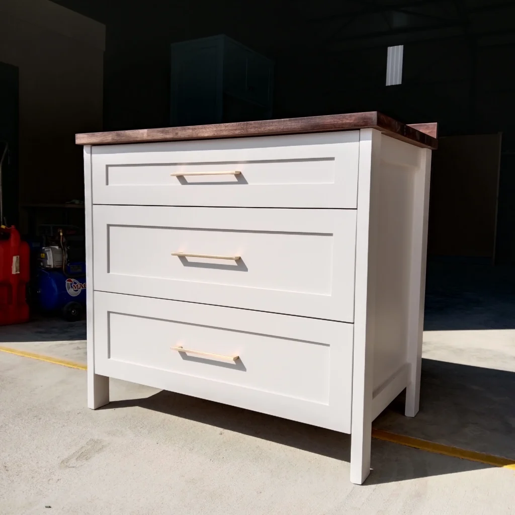 White Three Pot Drawer Warehouse Right